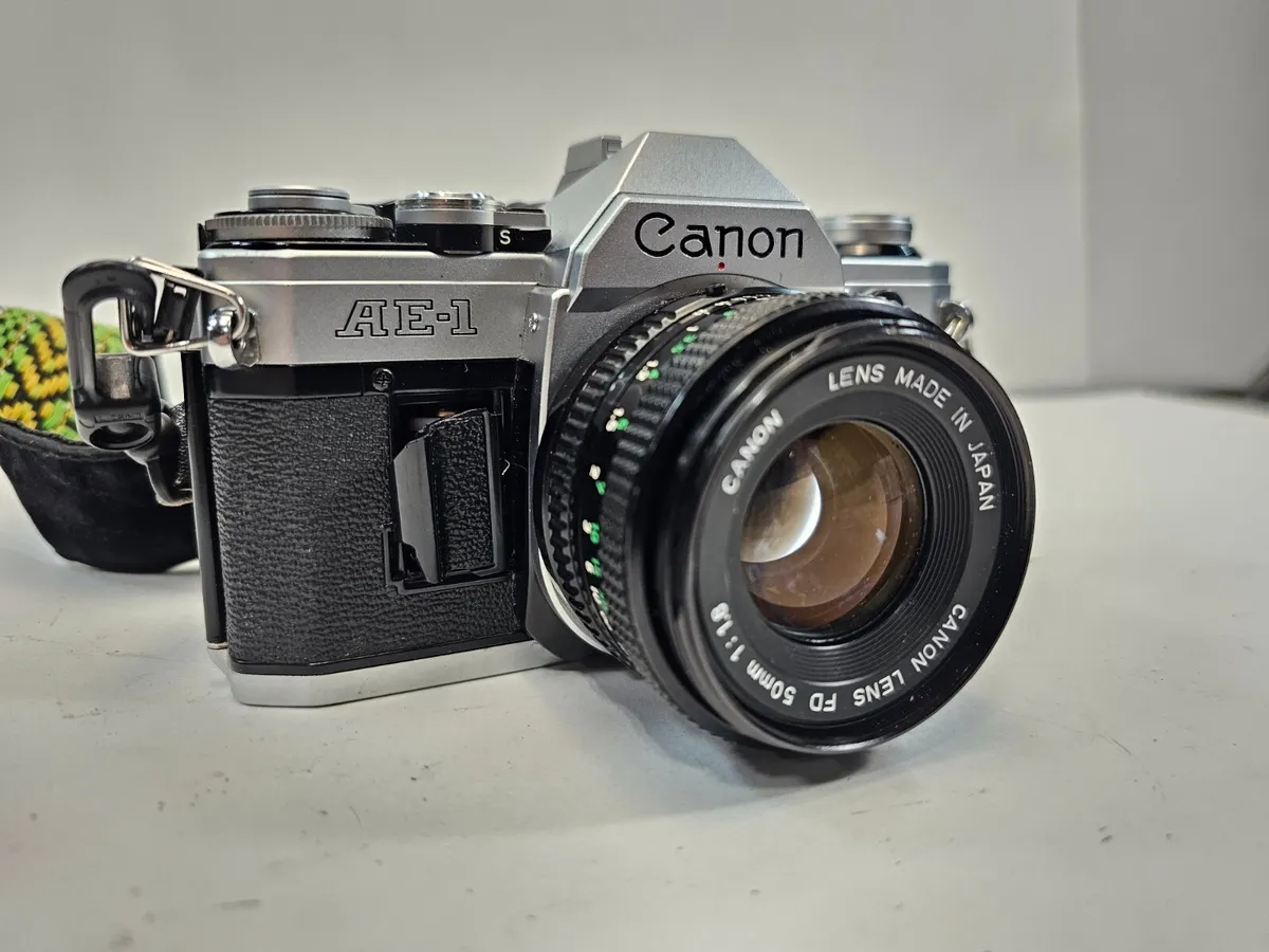 The Canon AE-1 Camera: A Icon of Photography Excellence缩略图